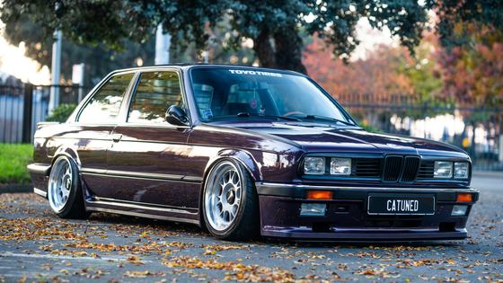 S52-Powered 1987 BMW E30 325is