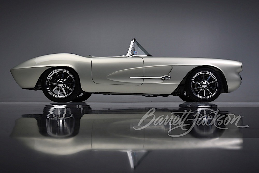 LS7-Powered 1962 Chevrolet Corvette Restomod
