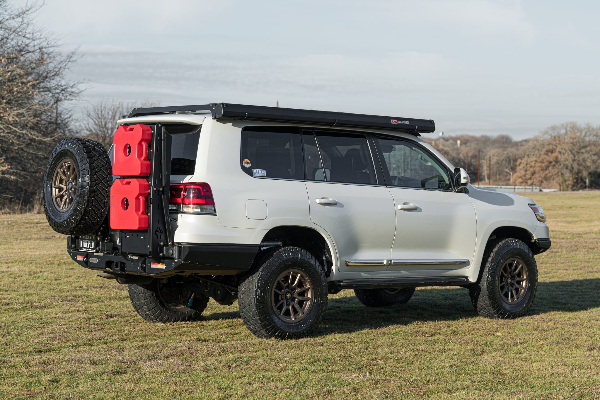 2016 Toyota Land Cruiser URJ200 by DesertFox227