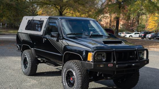 1988 Toyota 4Runner SR5 V6 4×4 by Gregedge