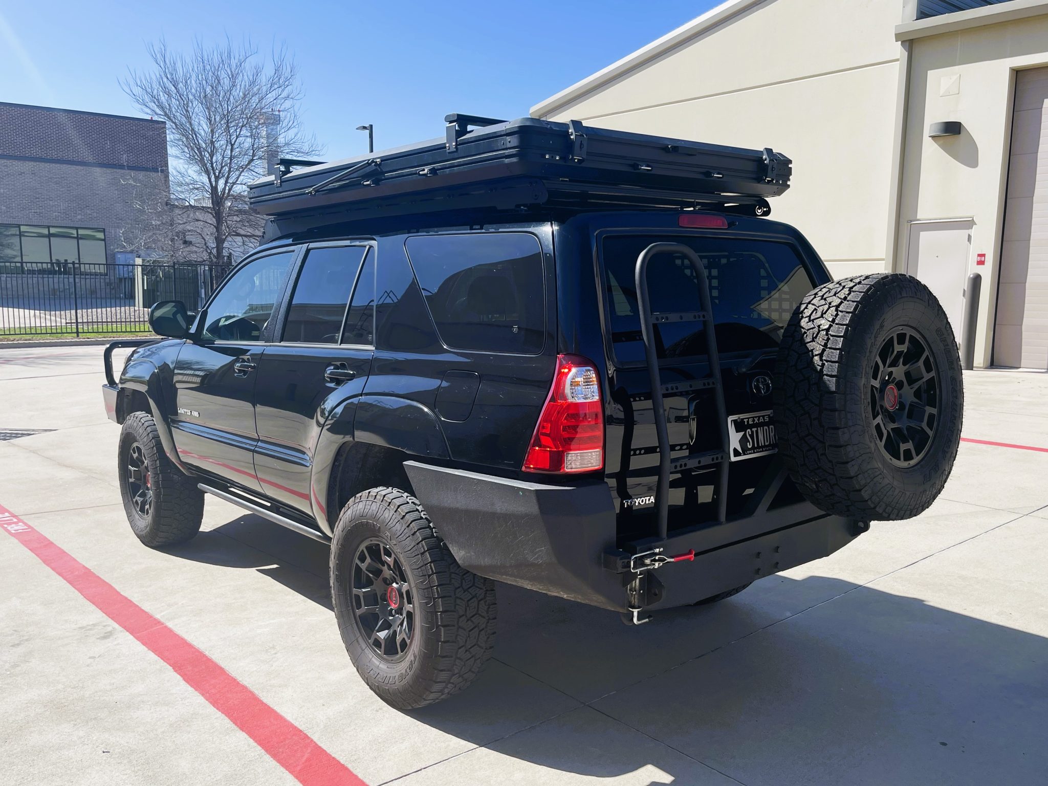 Modified 2005 Toyota 4Runner Limited V8 4WD