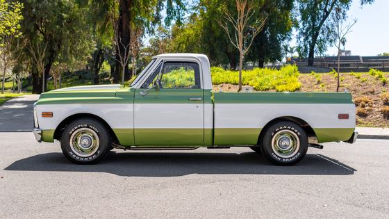 Modified 1969 Chevrolet C10 Pickup