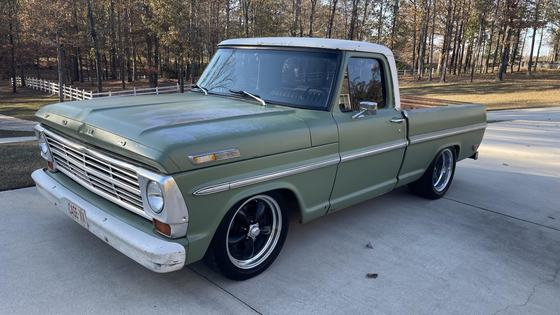 4.6L V8 1969 Ford F-100