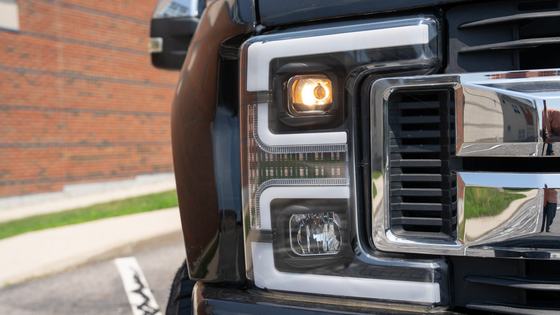 2005 Ford Excursion XLT V10 4×4