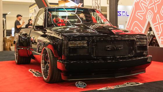 2000hp Twin-Turbo LS 1996 Chevy Silverado by Gas Monkey Garage