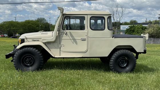 1982 Toyota Land Cruiser FJ40 by StevenAJ