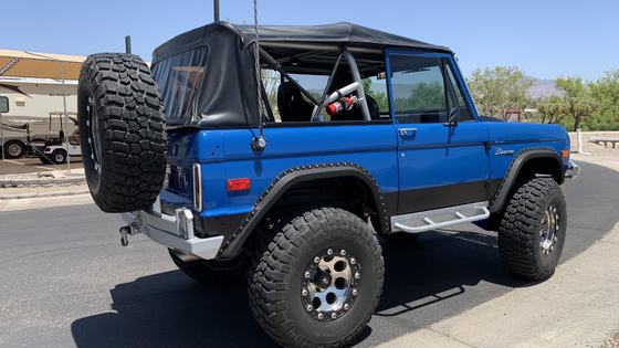 1975 Ford Bronco by cjrockhound