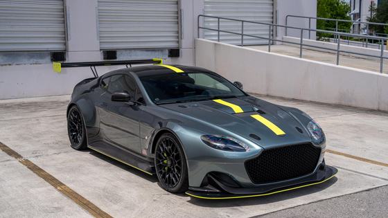 2017 Aston Martin Vantage AMR Pro