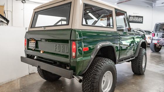 1975 Ford Bronco 5-Speed