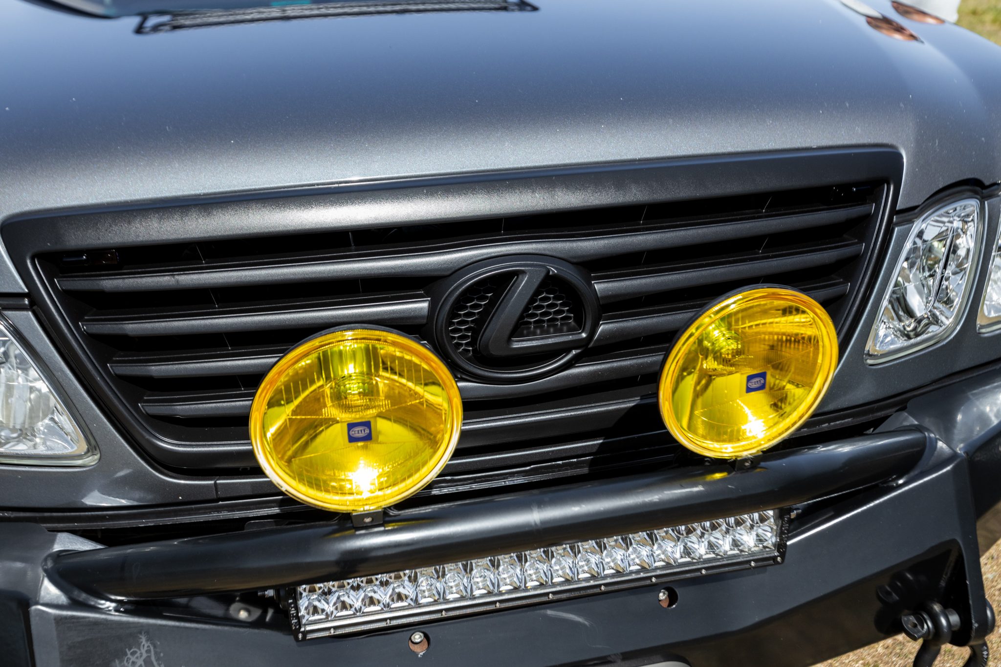 2006 Lexus LX470 by Mudrack Custom Cruisers