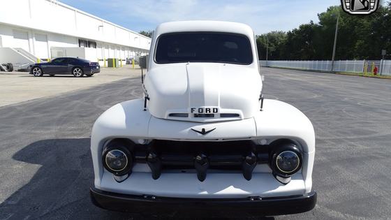 Coyote V8-Powered 1952 Ford F-1 Restomod
