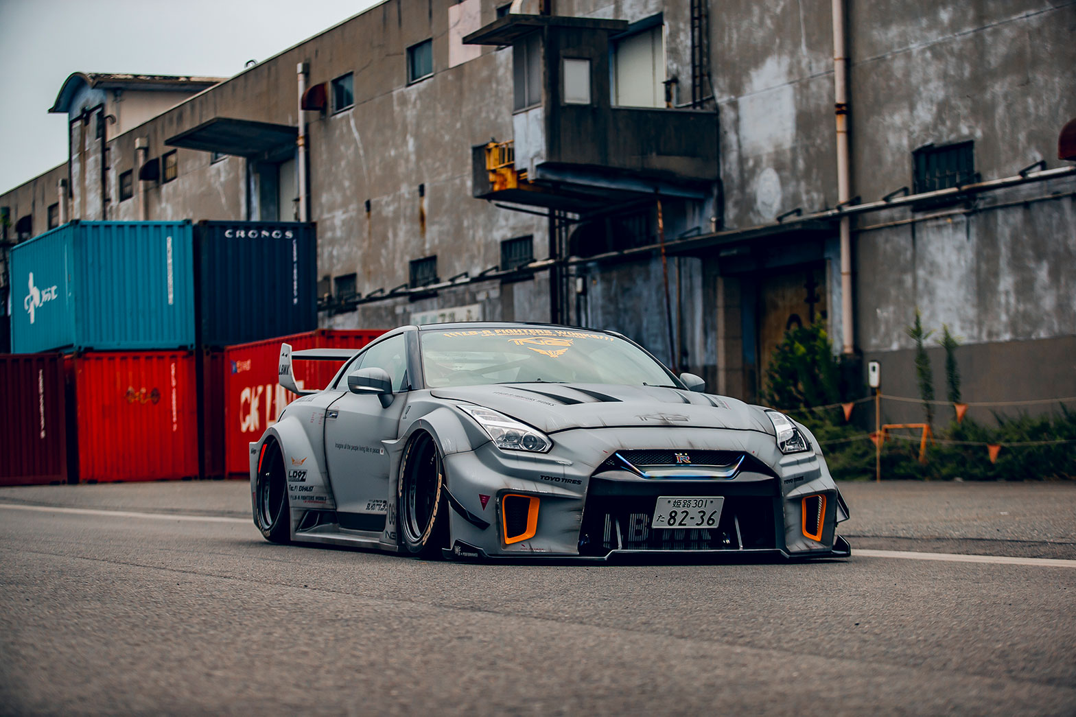 Liberty Walk Nissan GT-R