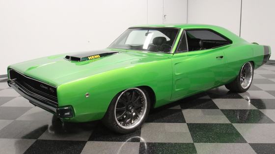 572 HEMI-Powered 1970 Dodge Charger R/T Restomod