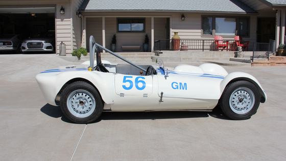 Elva Mk V–Style Race Car