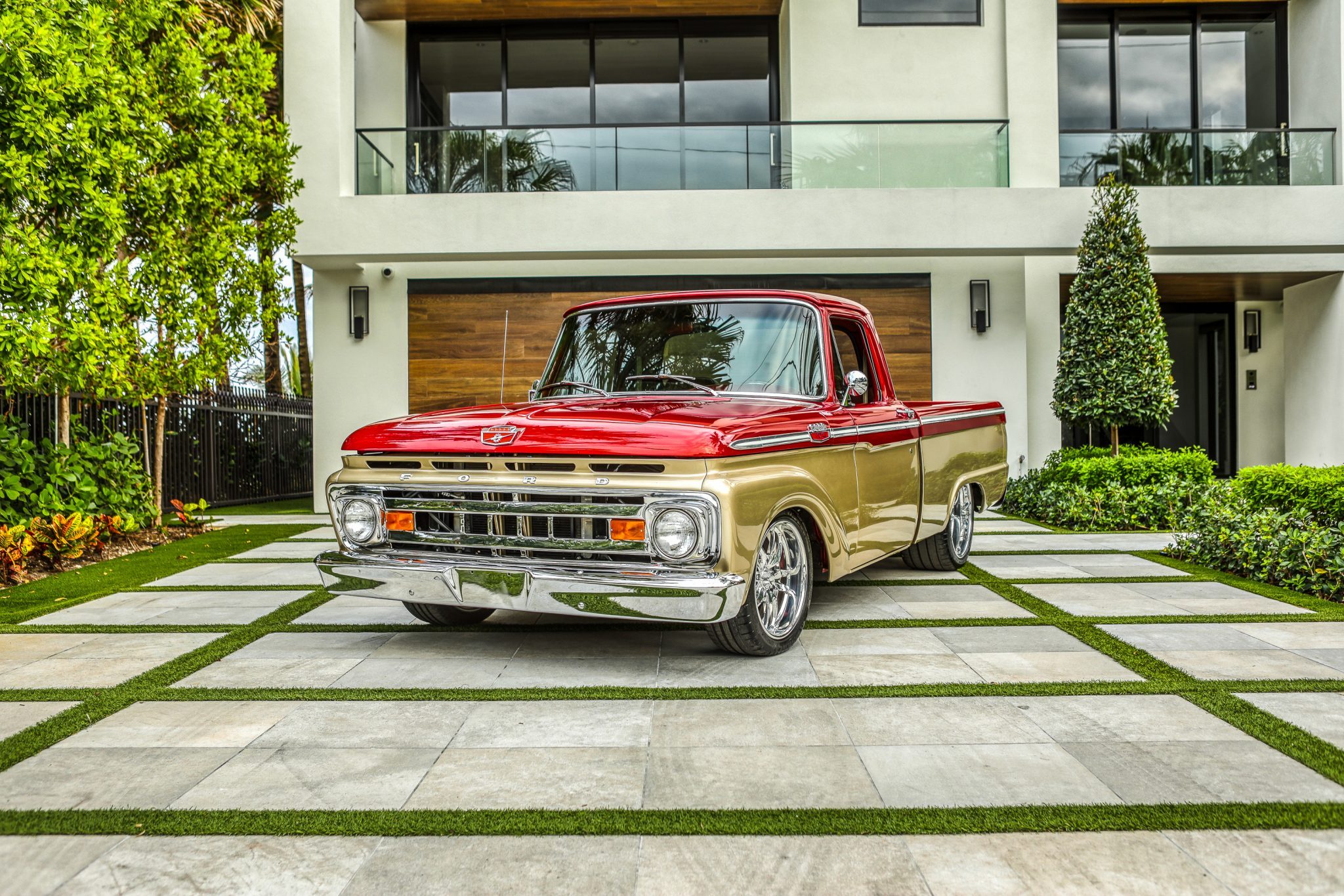 500hp Ford F-100 Restomod with Big-Block Muscle