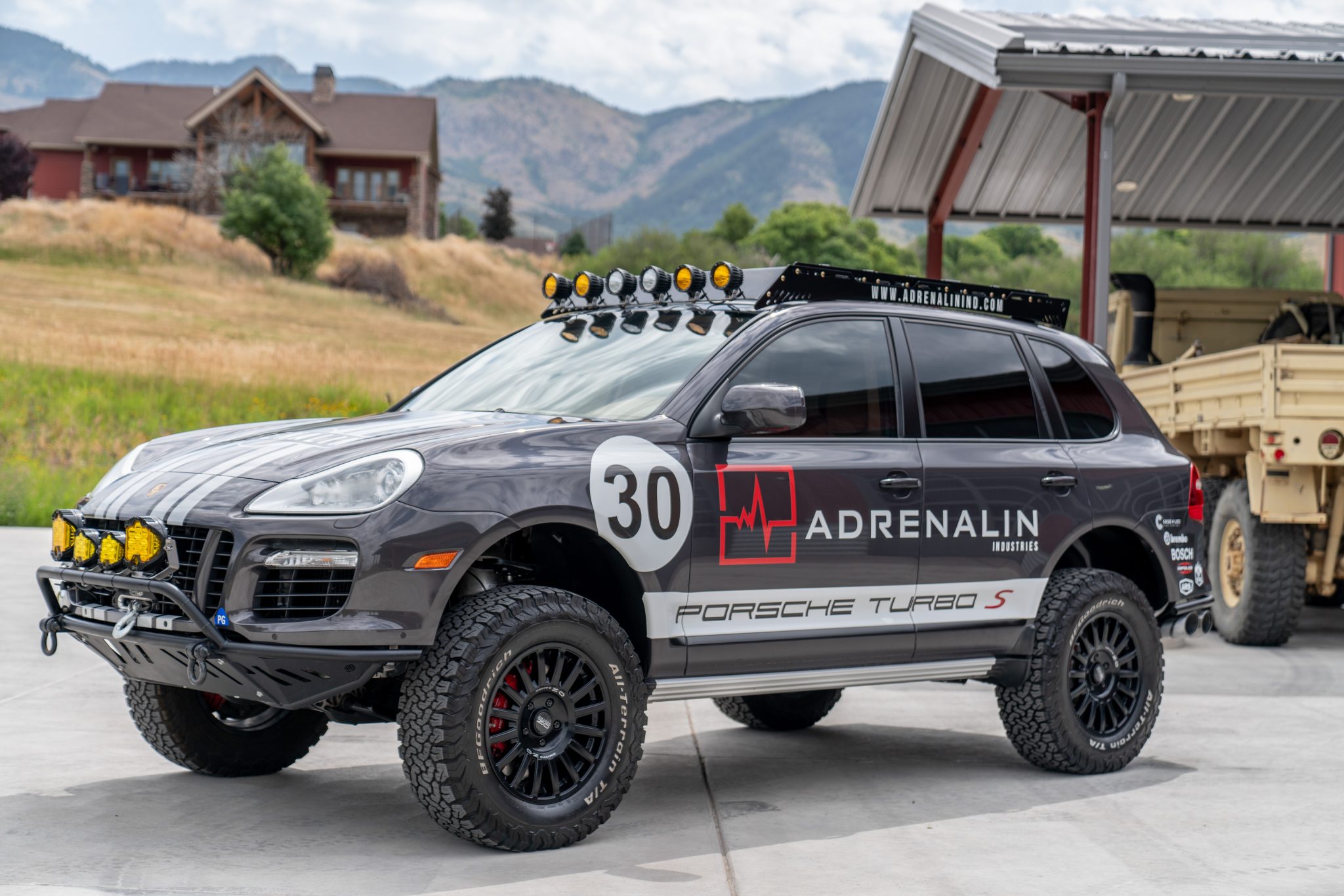 2010 Porsche Cayenne Turbo S by Adrenalin Industries