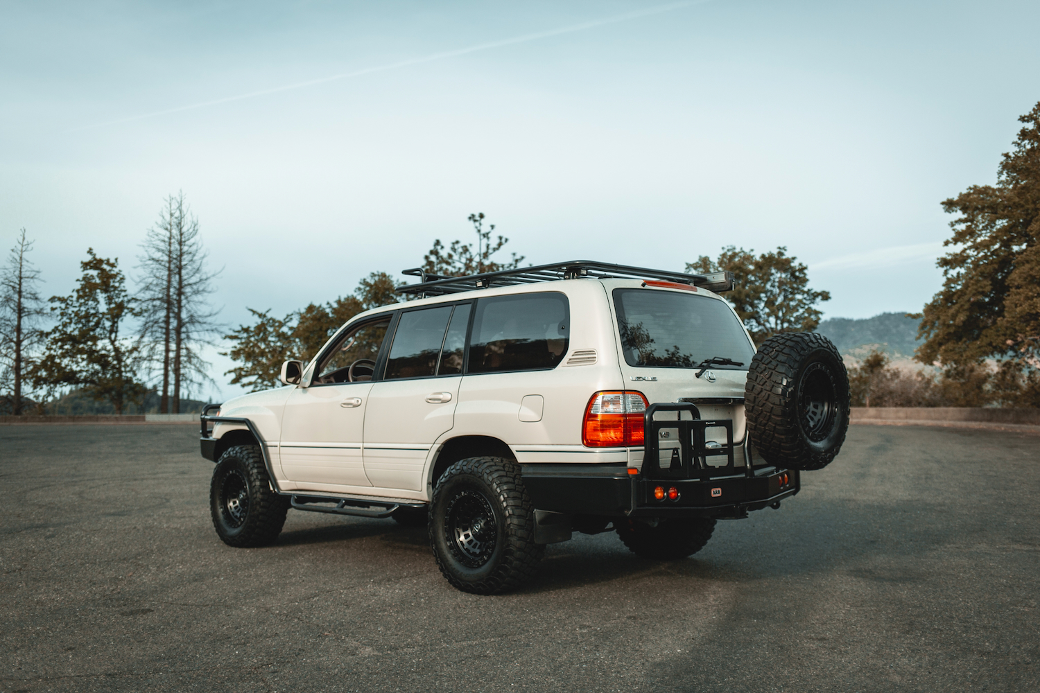1999 Lexus LX470 Modified by KCX
