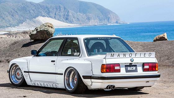 1989 BMW 325is by Manofied