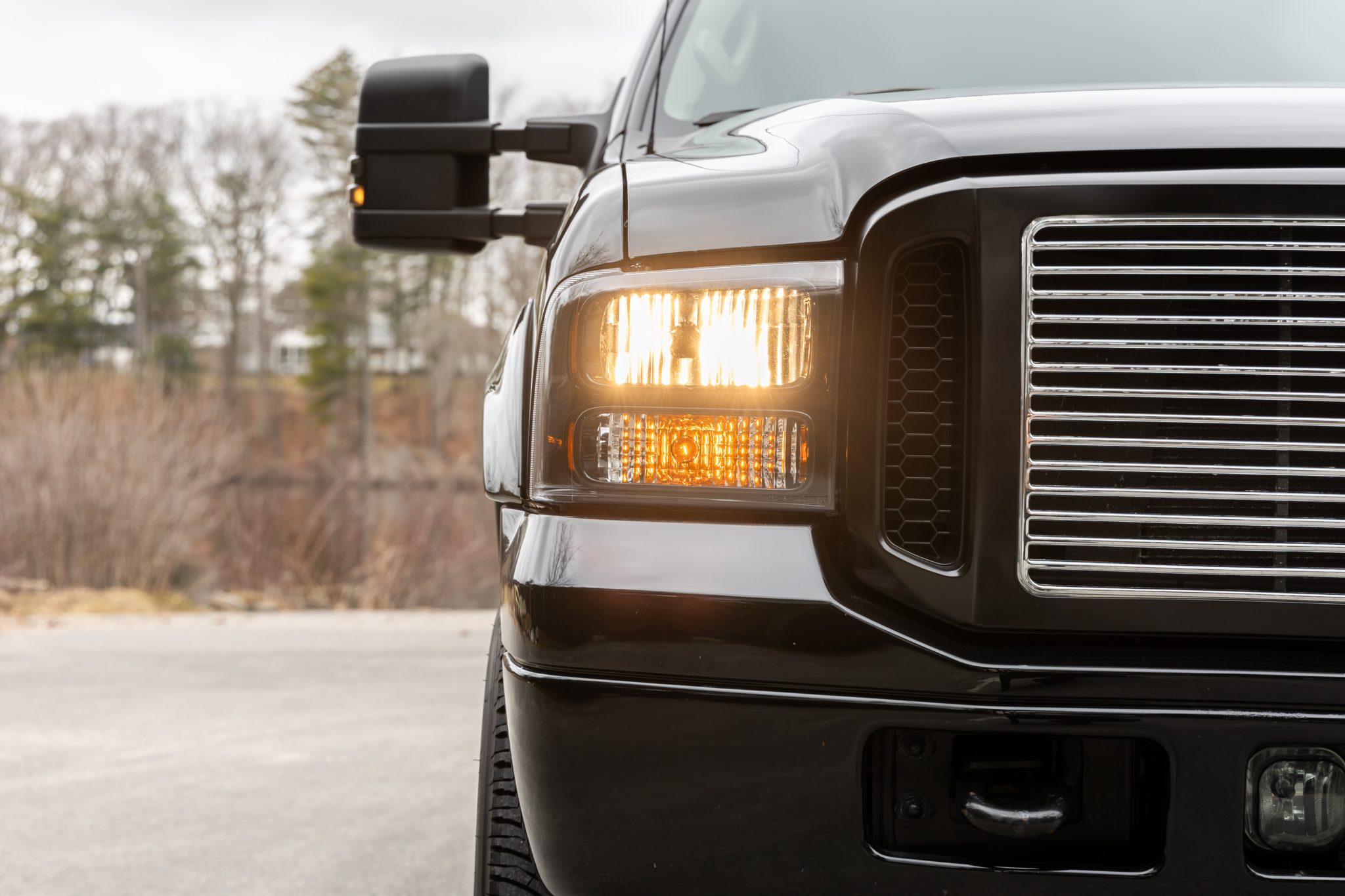 Modified 2005 Ford Excursion Limited Power Stroke 4×4
