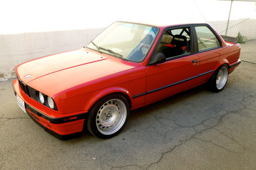 BMW E30 with Corsa GT-200 Series Steelies