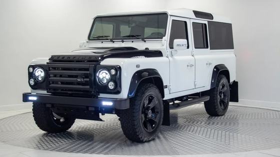 Restomod Land Rover Defenders by Overfinch