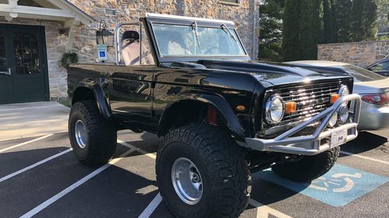 1977 Ford Bronco by dkyranakis
