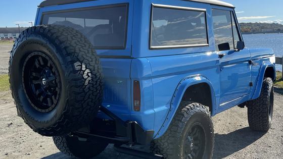 1977 Ford Bronco by snowymtnwolf