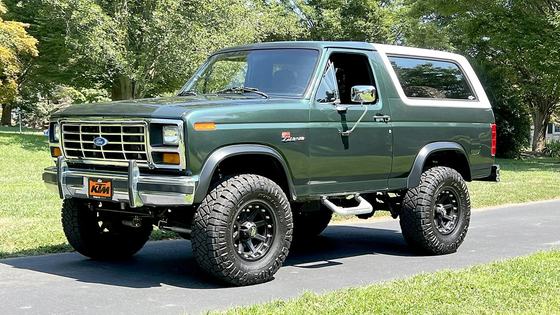 Modified 1986 Ford Bronco V8 4×4