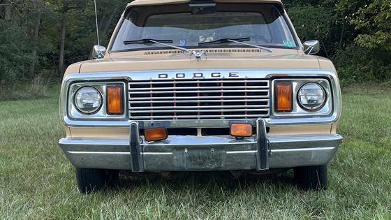 1978 Dodge D150 Custom Diesel by Clarke Motors
