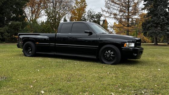 2002 Dodge Ram 3500 SLT+ Quad Cab Dually