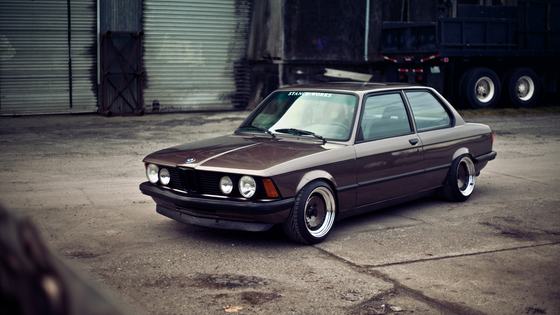 BMW 320i by Nic Foster