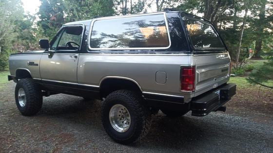 1988 Dodge Ramcharger 4×4 by James Bennett