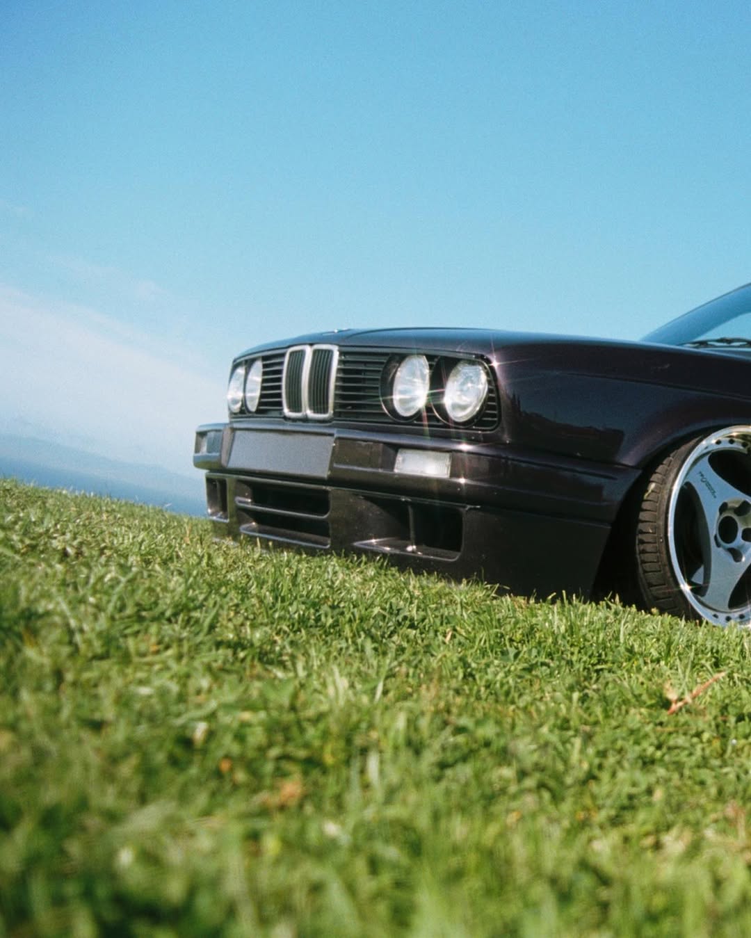 BMW E30 on Trispoke Wheels