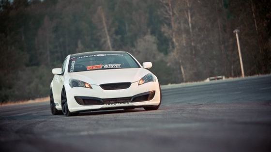 2010 Hyundai Genesis by Jason Campbell