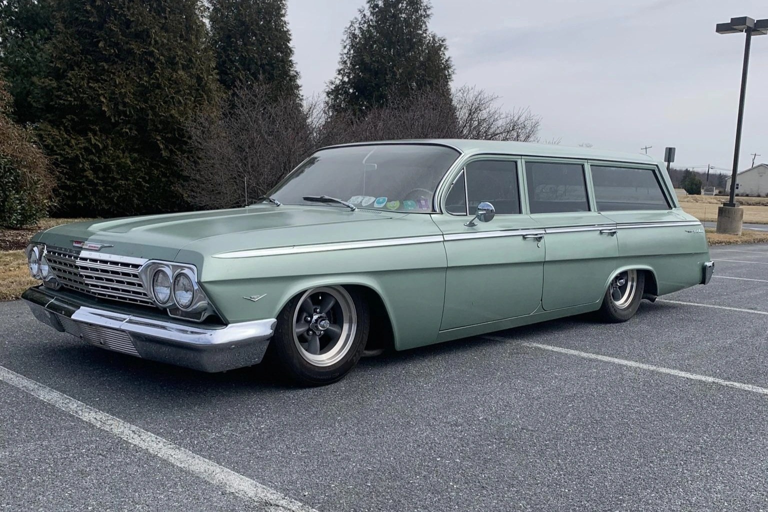 350-Swapped 1962 Chevrolet Bel Air Sleeper Wagon