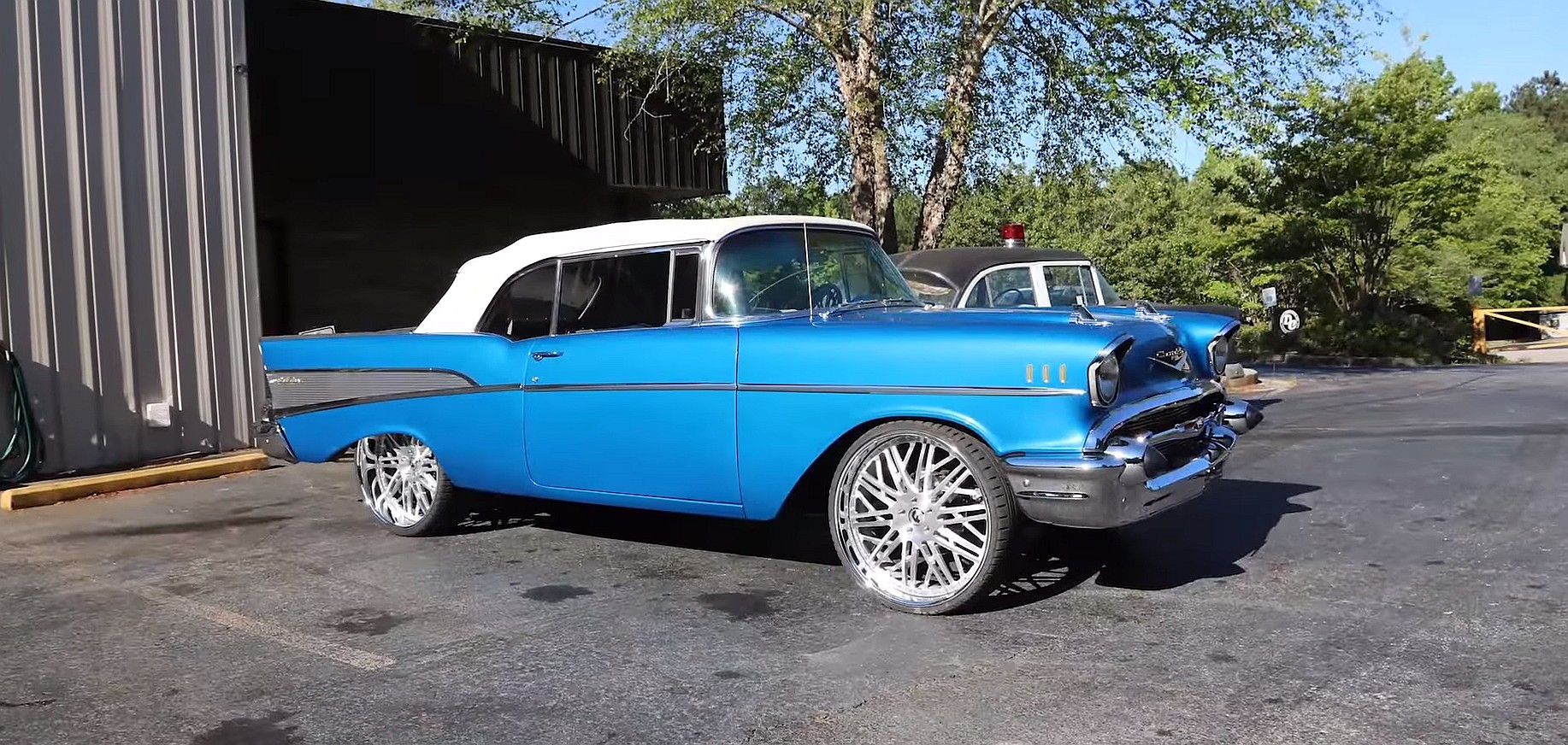 1957 Chevrolet Bel Air Convertible on 24-Inch Forgiato Wheels