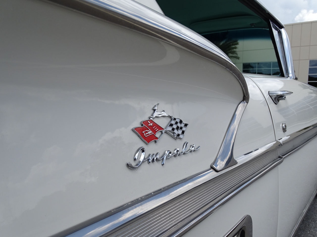 5.3L V8 Vortec-Powered 1958 Chevrolet Impala