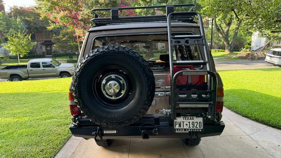 1985 Toyota Land Cruiser FJ60 Modified