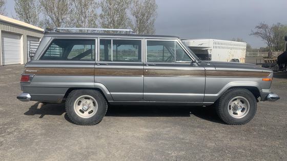 1977 Jeep Wagoneer Custom