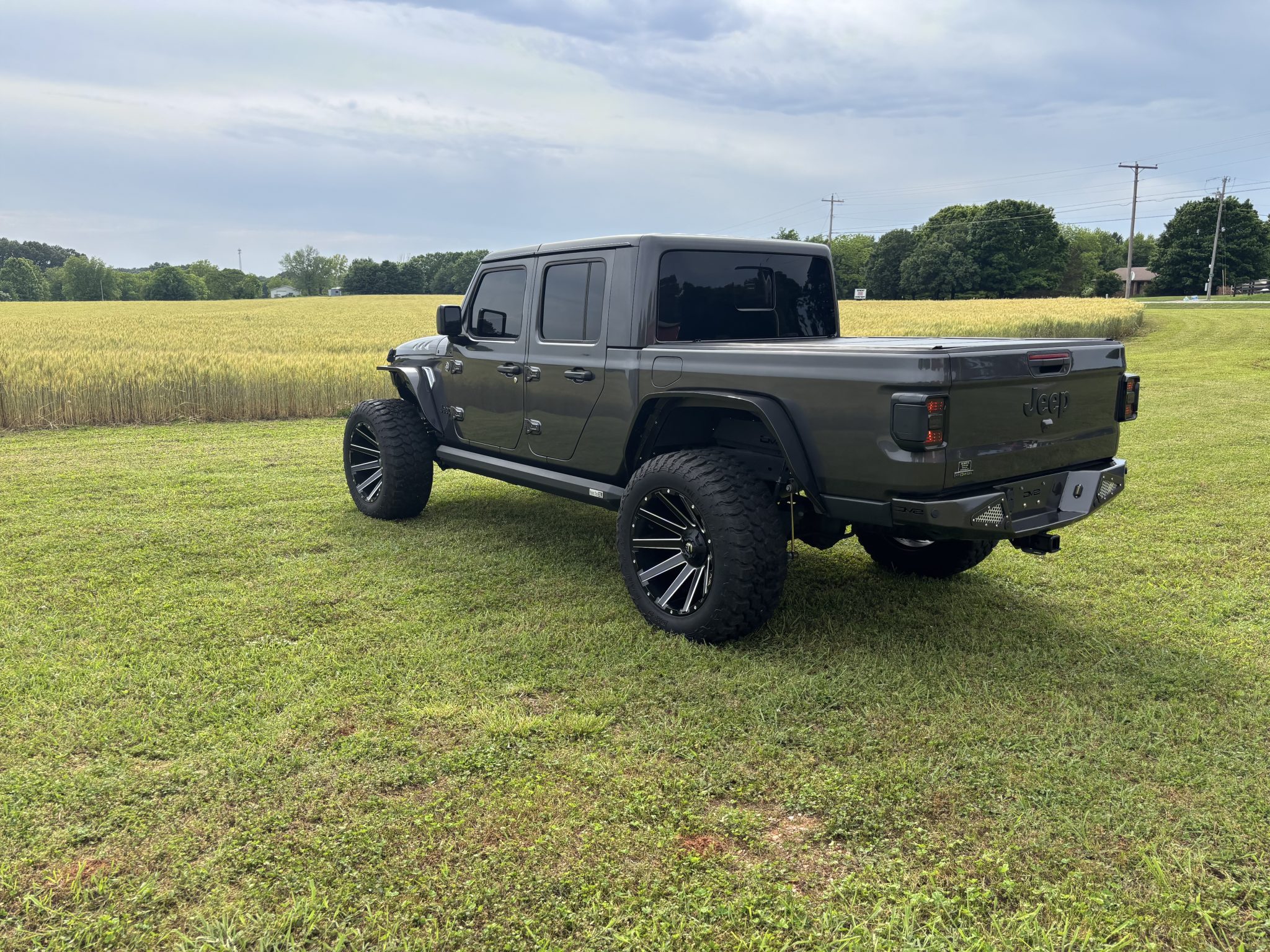 2021 Jeep Gladiator Willys Diesel
