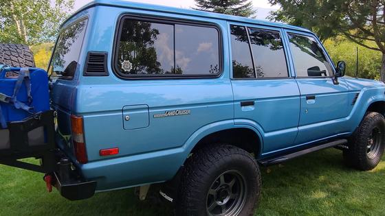 1984 Toyota Land Cruiser FJ60 by Seller