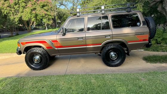 1985 Toyota Land Cruiser FJ60 Modified