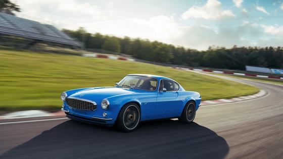 420hp Volvo P1800 Cyan Restomod