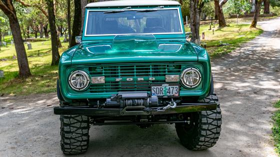 1975 Ford Bronco Modified by jmoffet