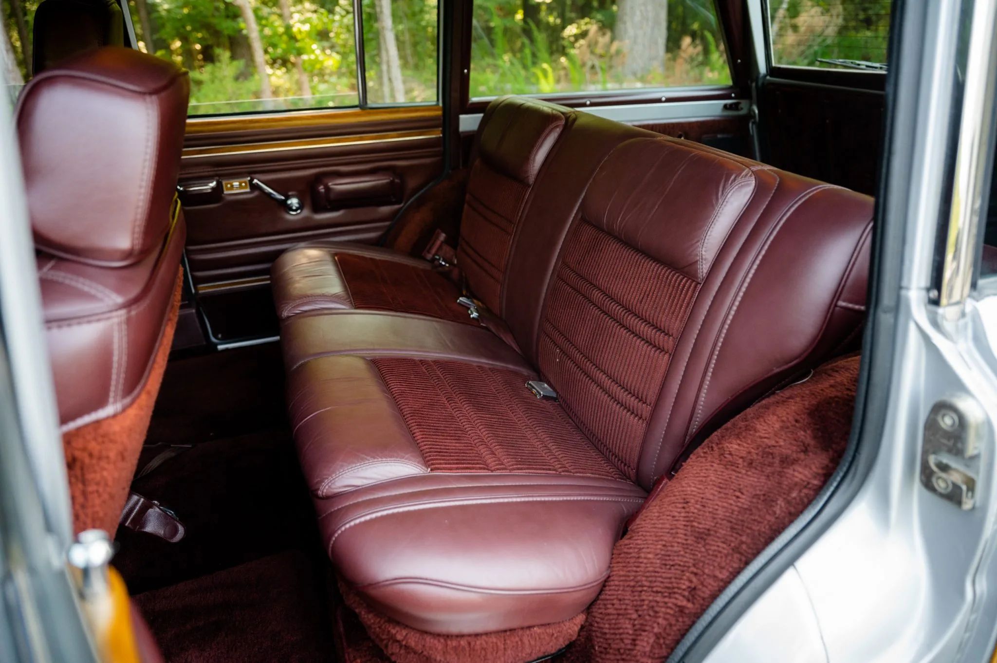 500hp EV-Converted Jeep Grand Wagoneer SJ