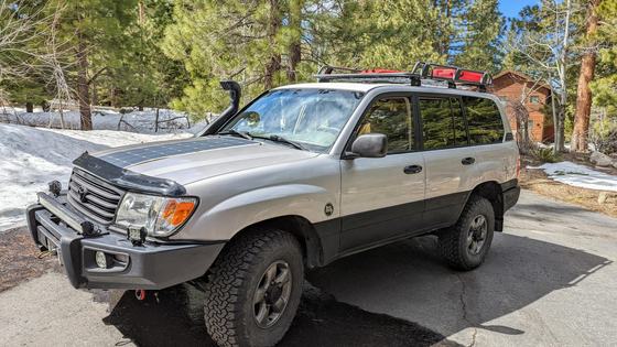 2001 Toyota Land Cruiser UZJ100