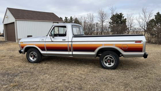 1977 Ford F-150 Custom Free Wheeling