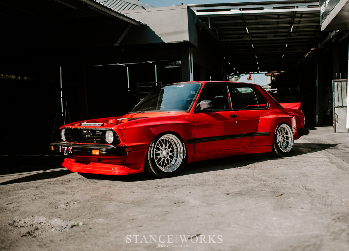 1986 BMW E28 by Hari Benz