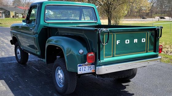 1977 Ford F-150 Custom Flareside 4x4
