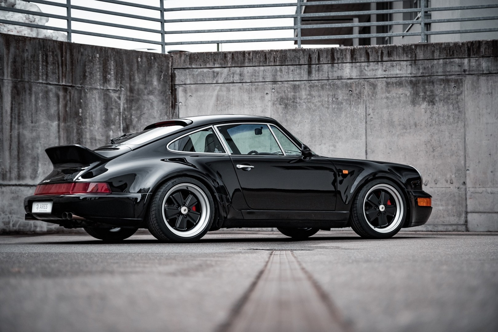 425hp Ares Design Porsche 911 Turbo 964
